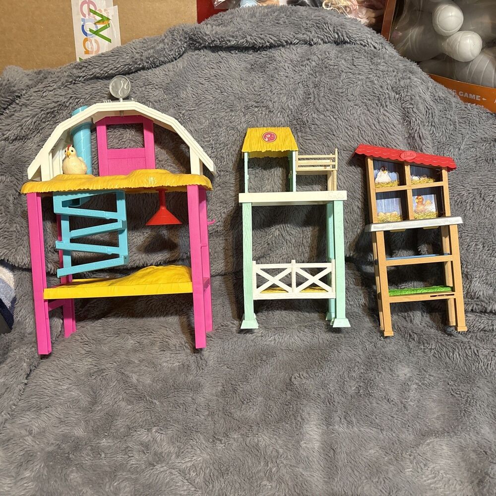 Mattel Barbie Farm Fresh Hatch & Gather Egg Farm Playset Henhouse Animal Rescue